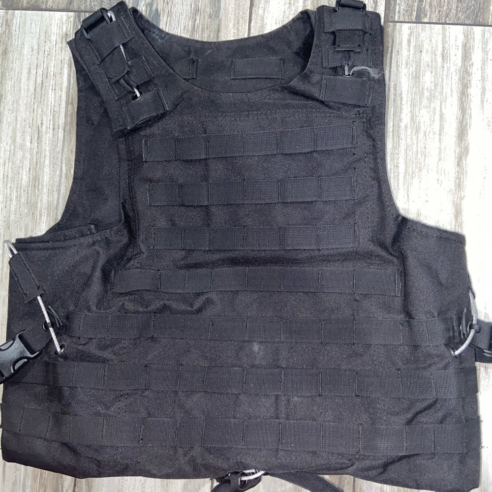 Basic Utility Vest